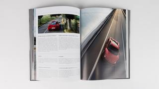 Coffret Ferrari 2012 - Passport Usine + Livre Relié + Carte - édition Limitée